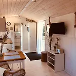 度假居 Zirkuswagen Mit Outdoor Whirlpool Und Garten Petershagen-Eggersdorf