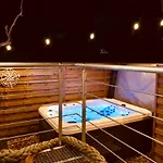 度假居 Zirkuswagen Mit Outdoor Whirlpool Und Garten Petershagen-Eggersdorf