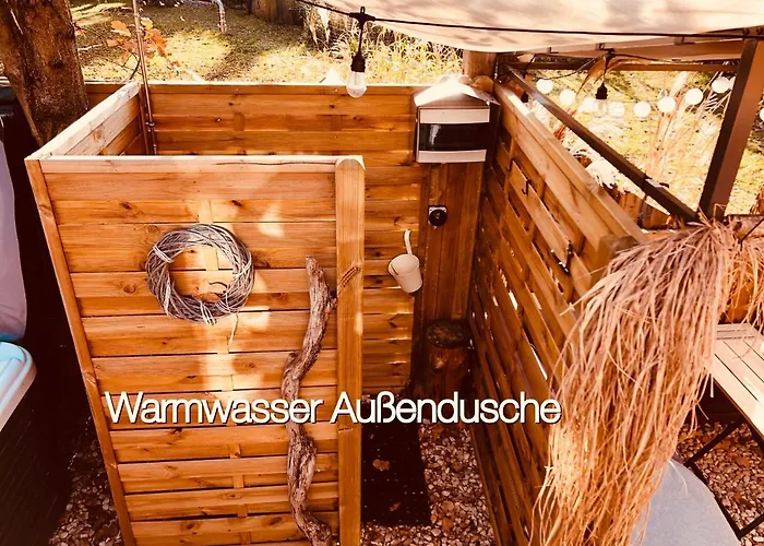 Zirkuswagen Mit Outdoor Whirlpool Und Garten Prázdninový dům *