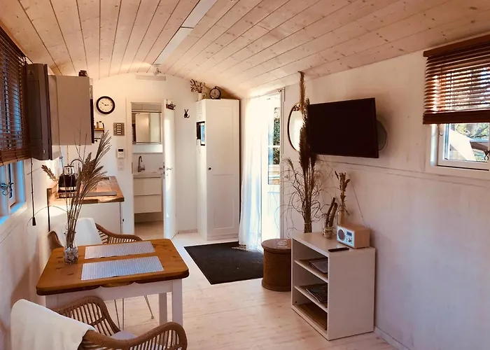 Prázdninový dům Zirkuswagen Mit Outdoor Whirlpool Und Garten Petershagen-Eggersdorf