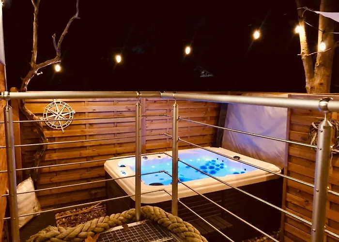 Semesterbostad Zirkuswagen Mit Outdoor Whirlpool Und Garten Petershagen-Eggersdorf